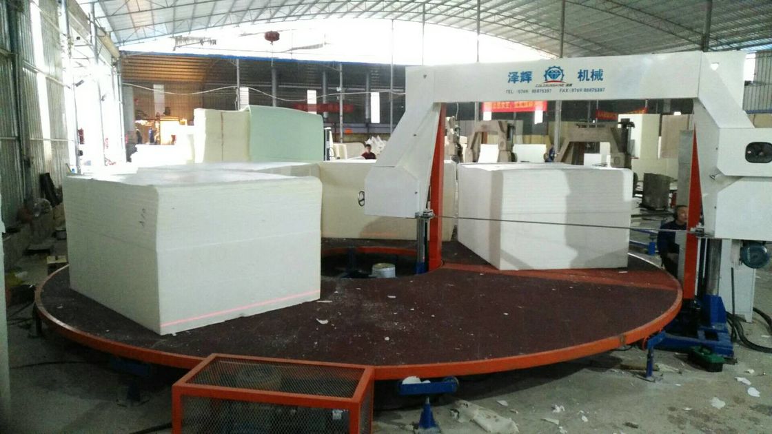 1200mm ύψος κοπής Οριζόντια μηχανή κοπής αφρού με 7.5KW ισχύ / σύστημα ελέγχου PLC
